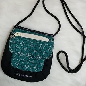Sherpani Crossbody Piper LE